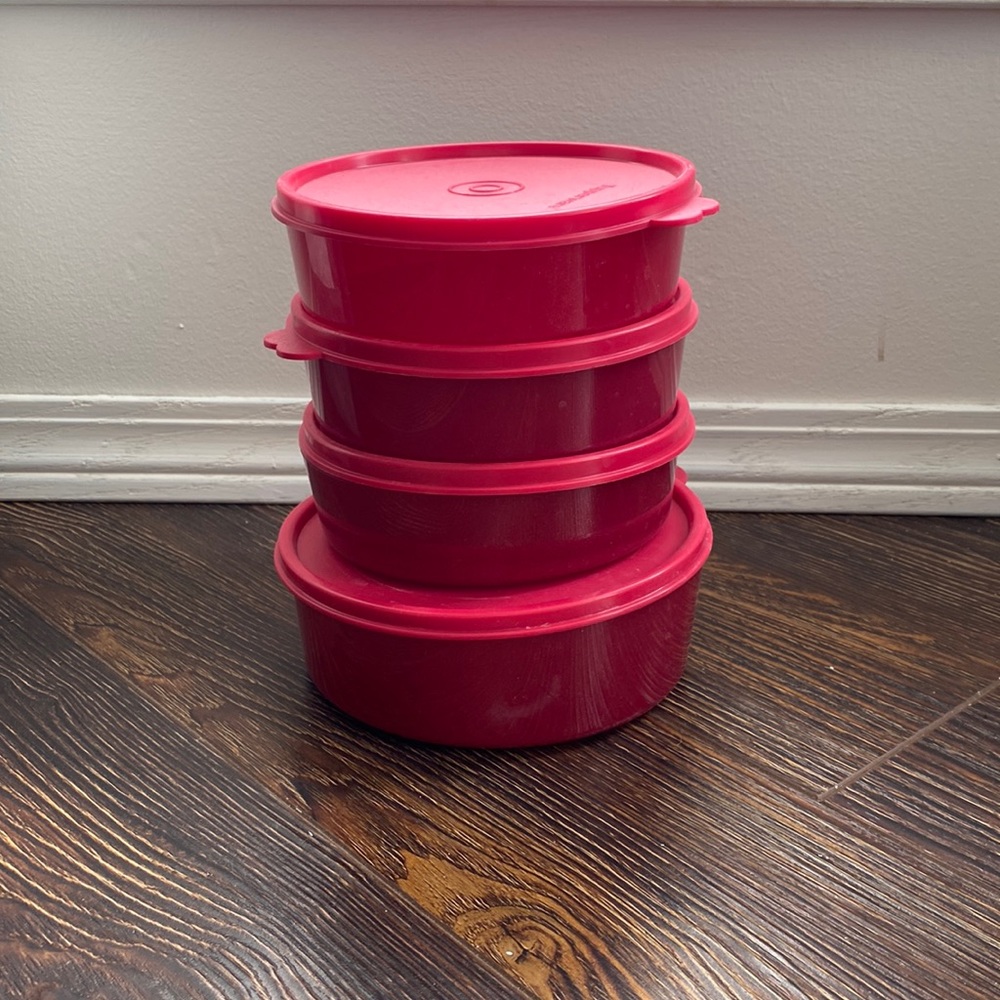 🔥🔥🔥☄️Tupperware containers great shape 10/10🔥🔥🔥🔥